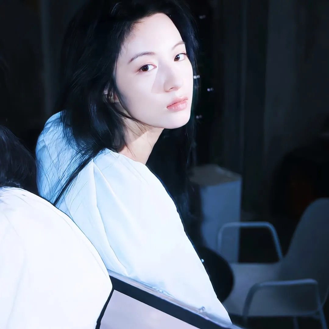 明星间谍